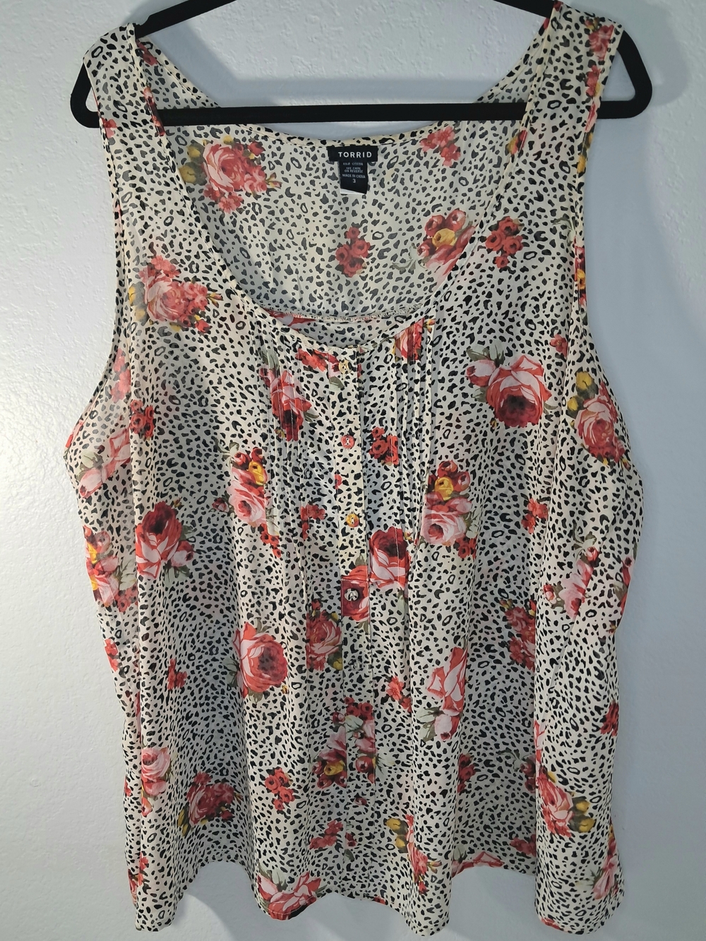 Torrid Plus Chiffon Tulip Open Back Top Cream Floral & Leopard Sleeveless Blouse
